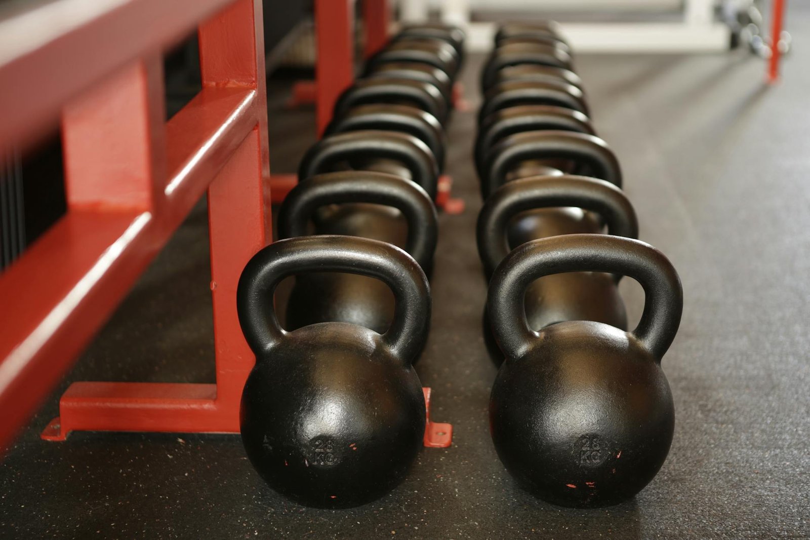 https://www.pexels.com/photo/black-kettle-bell-lot-416717/